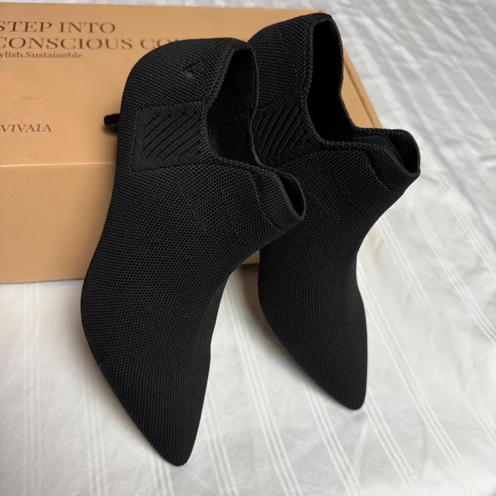 Vivaia Kitten Heel Ankle Boots Knit Pointed Toe Black Booties Size 6 EUR‎ 36
